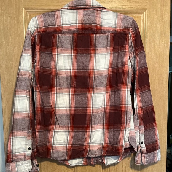 Abercrombie & Fitch Red Plaid Flannel Women's Shirt - Picture 7 of 7